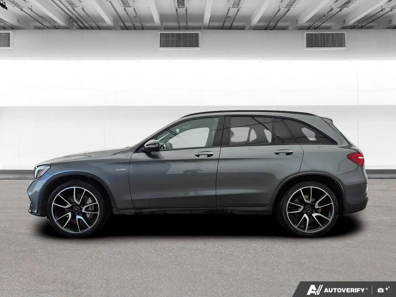 Mercedes-Benz GLC снимка Mercedes-Benz GLC