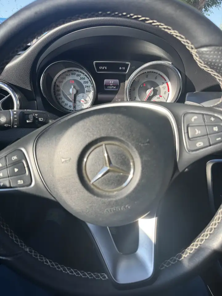 Mercedes-Benz GLA photo Mercedes-Benz GLA