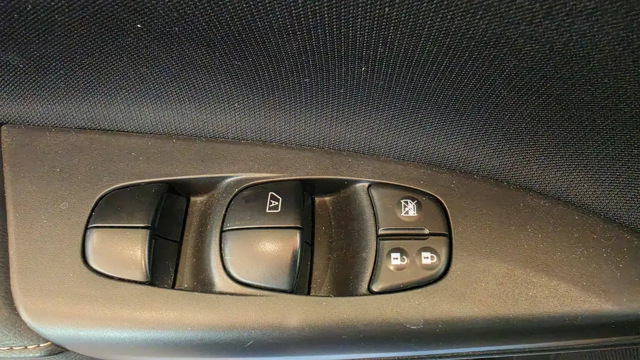 Nissan Sentra снимка Nissan Sentra