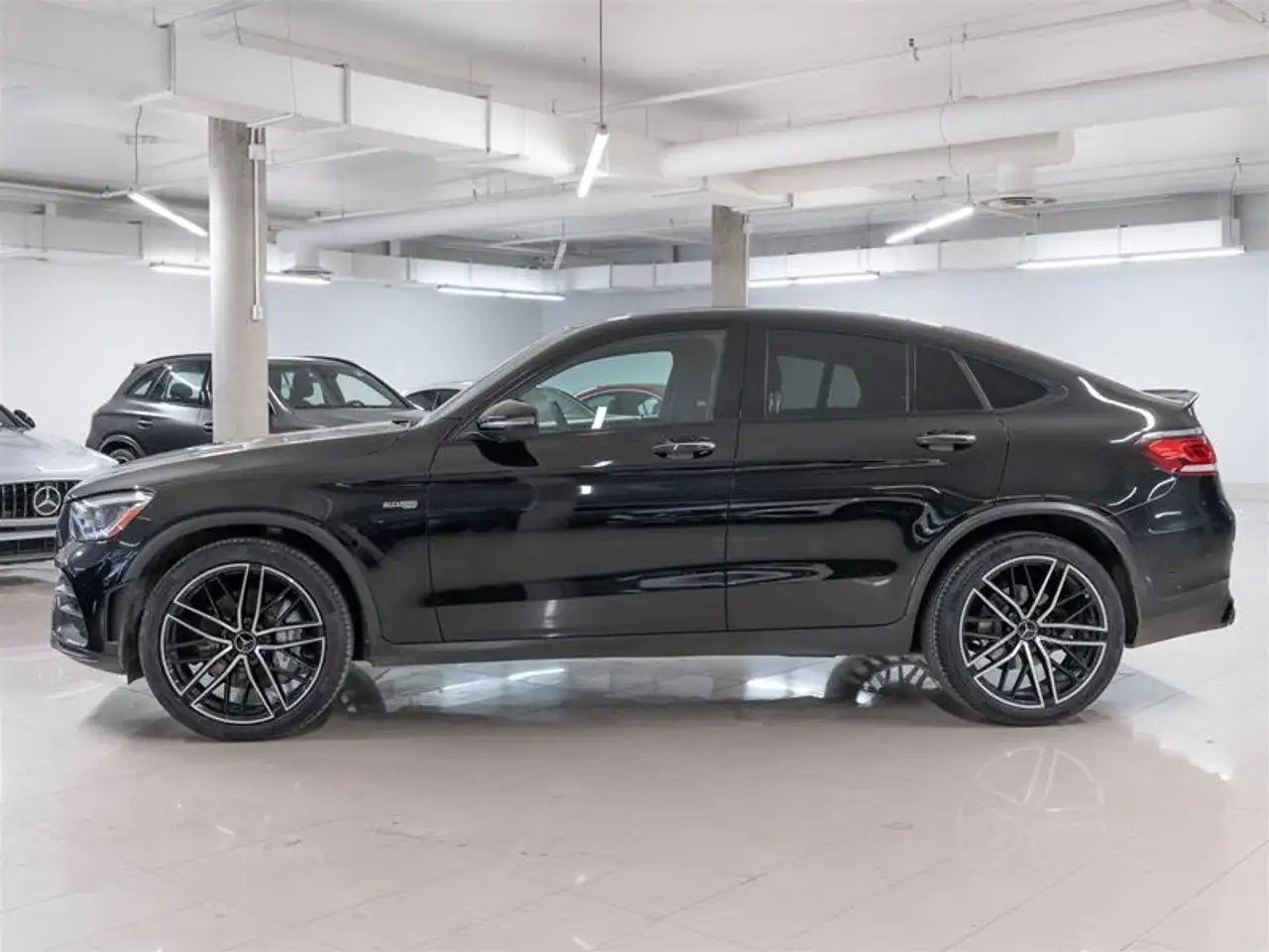 Mercedes-Benz GLC снимка Mercedes-Benz GLC