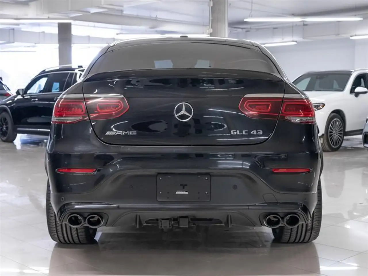 Mercedes-Benz GLC снимка Mercedes-Benz GLC
