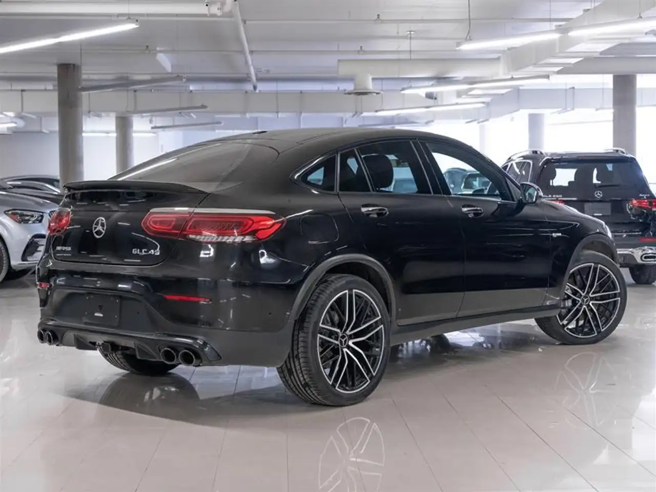 Mercedes-Benz GLC снимка Mercedes-Benz GLC