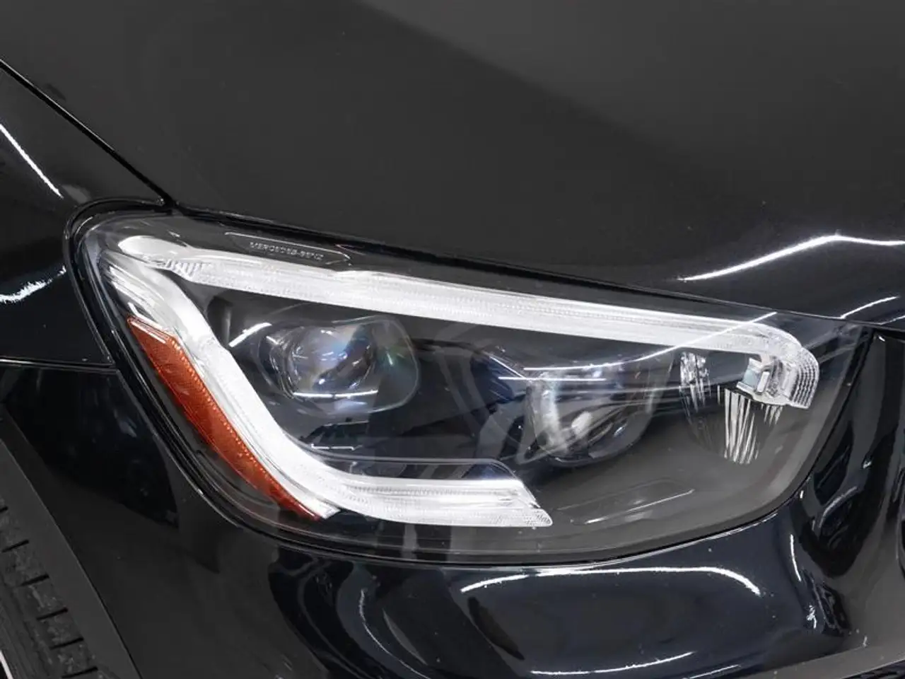 Mercedes-Benz GLC снимка Mercedes-Benz GLC
