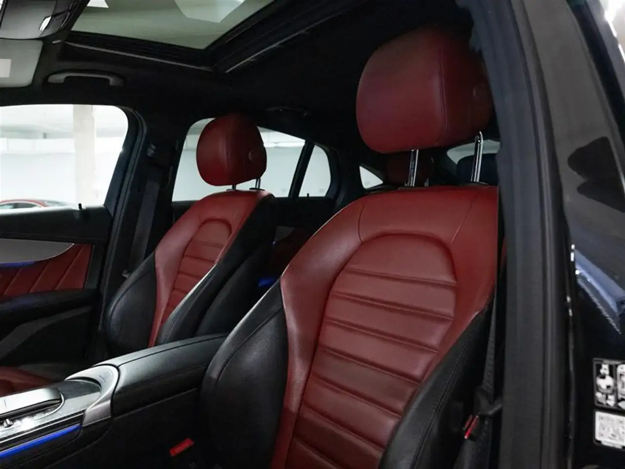 Mercedes-Benz GLC снимка Mercedes-Benz GLC