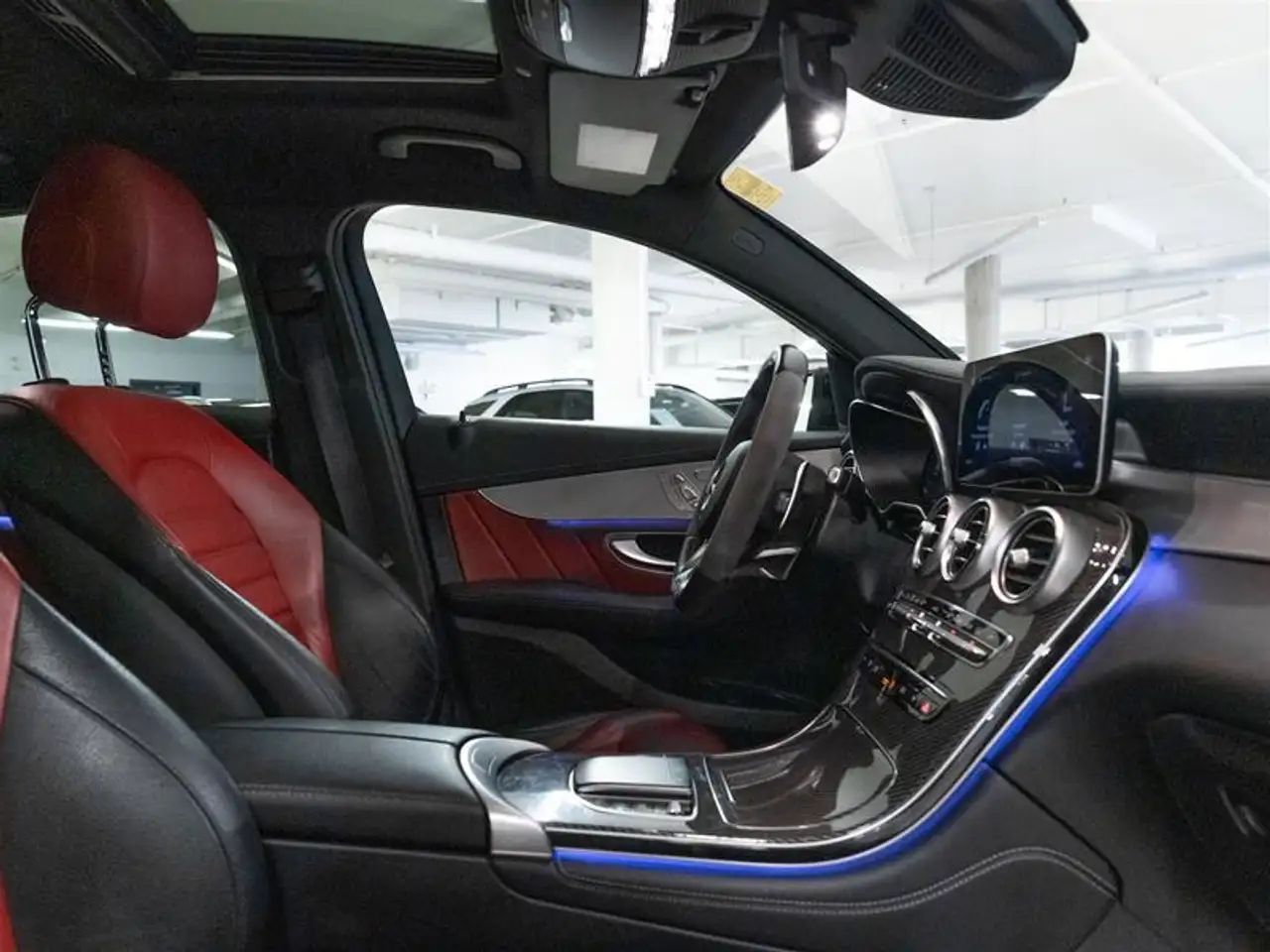 Mercedes-Benz GLC снимка Mercedes-Benz GLC