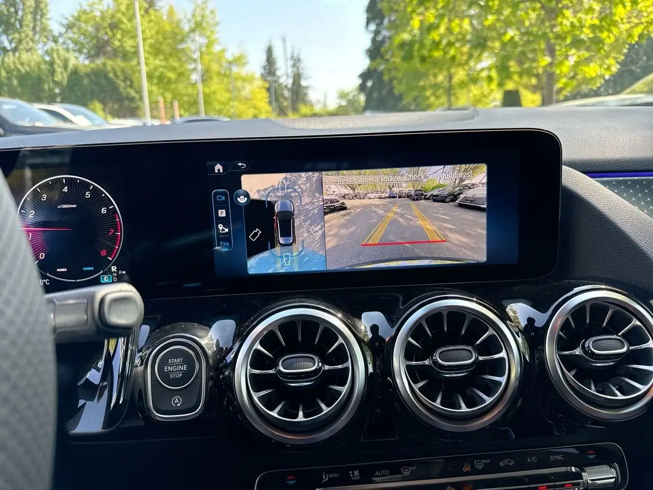 Mercedes-Benz GLA fotografie Mercedes-Benz GLA