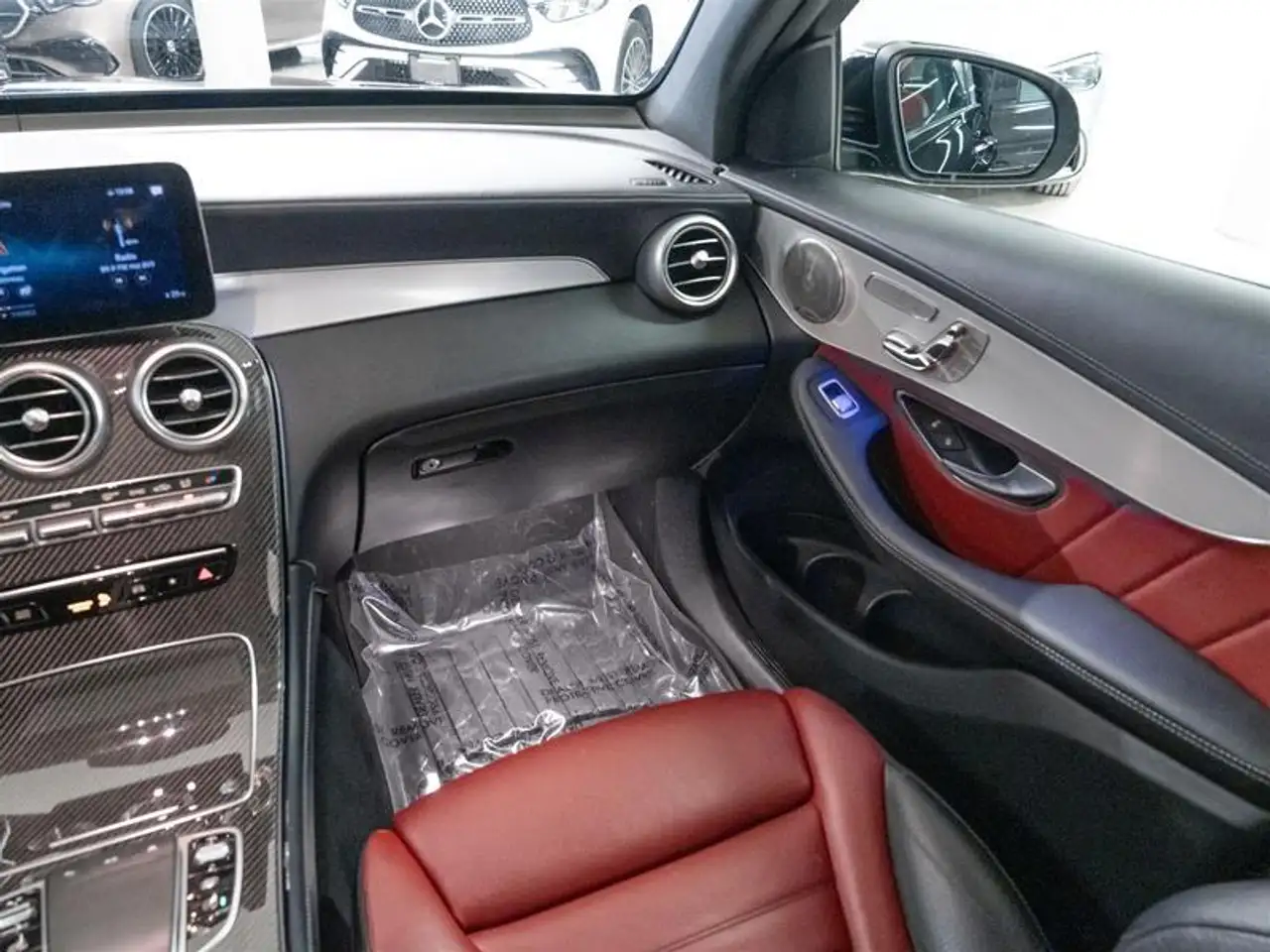 Mercedes-Benz GLC снимка Mercedes-Benz GLC
