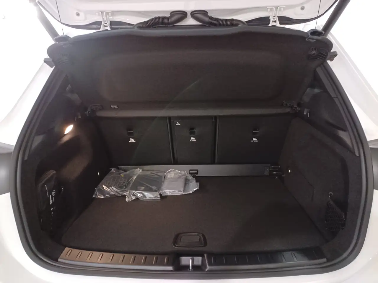Mercedes-Benz GLA fotografie Mercedes-Benz GLA