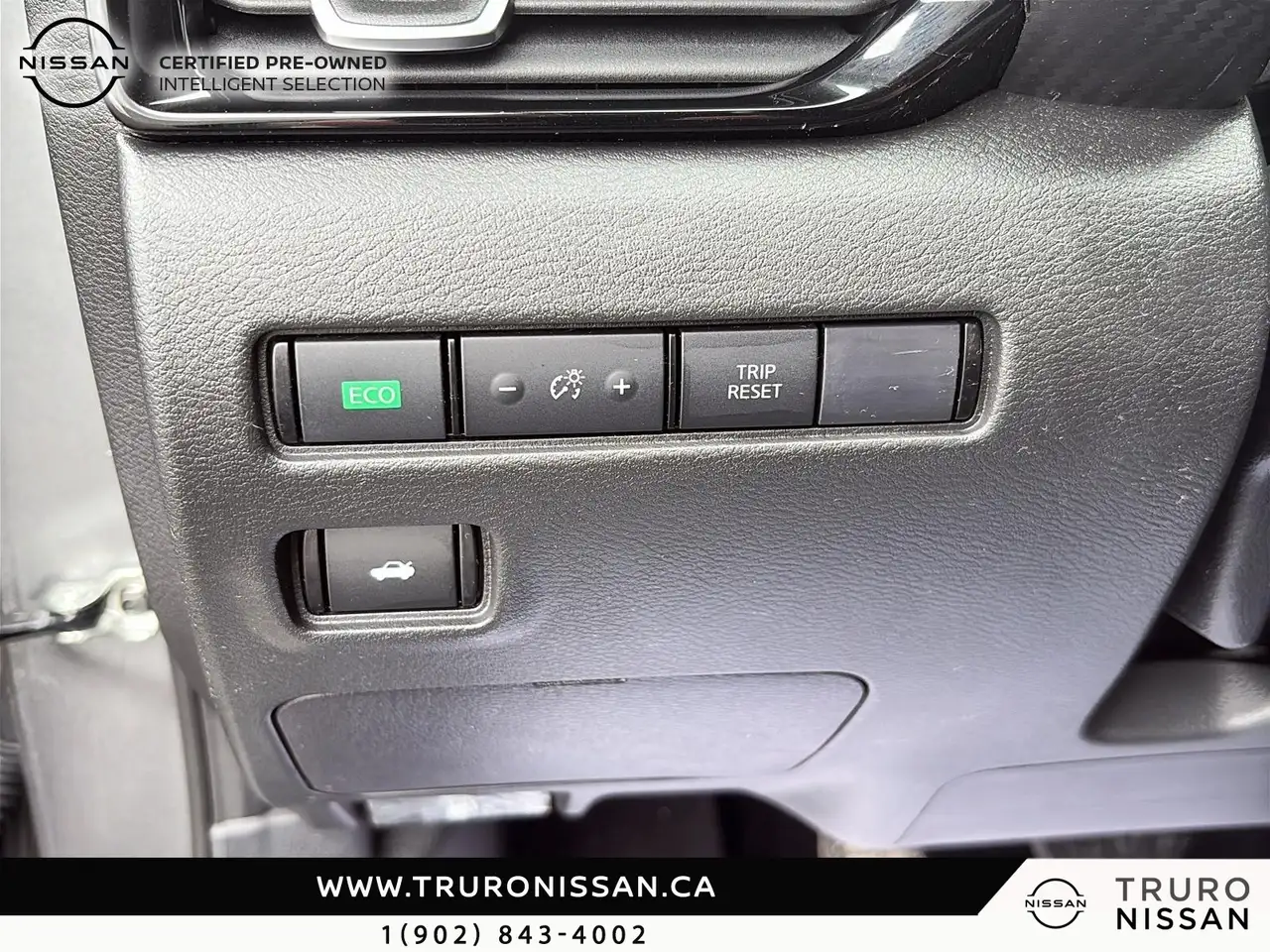 Nissan Sentra photo Nissan Sentra