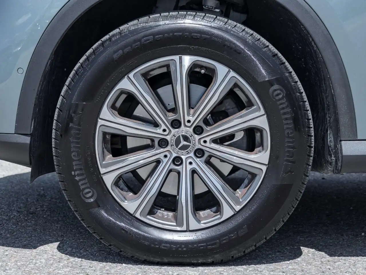 Mercedes-Benz GLC снимка Mercedes-Benz GLC