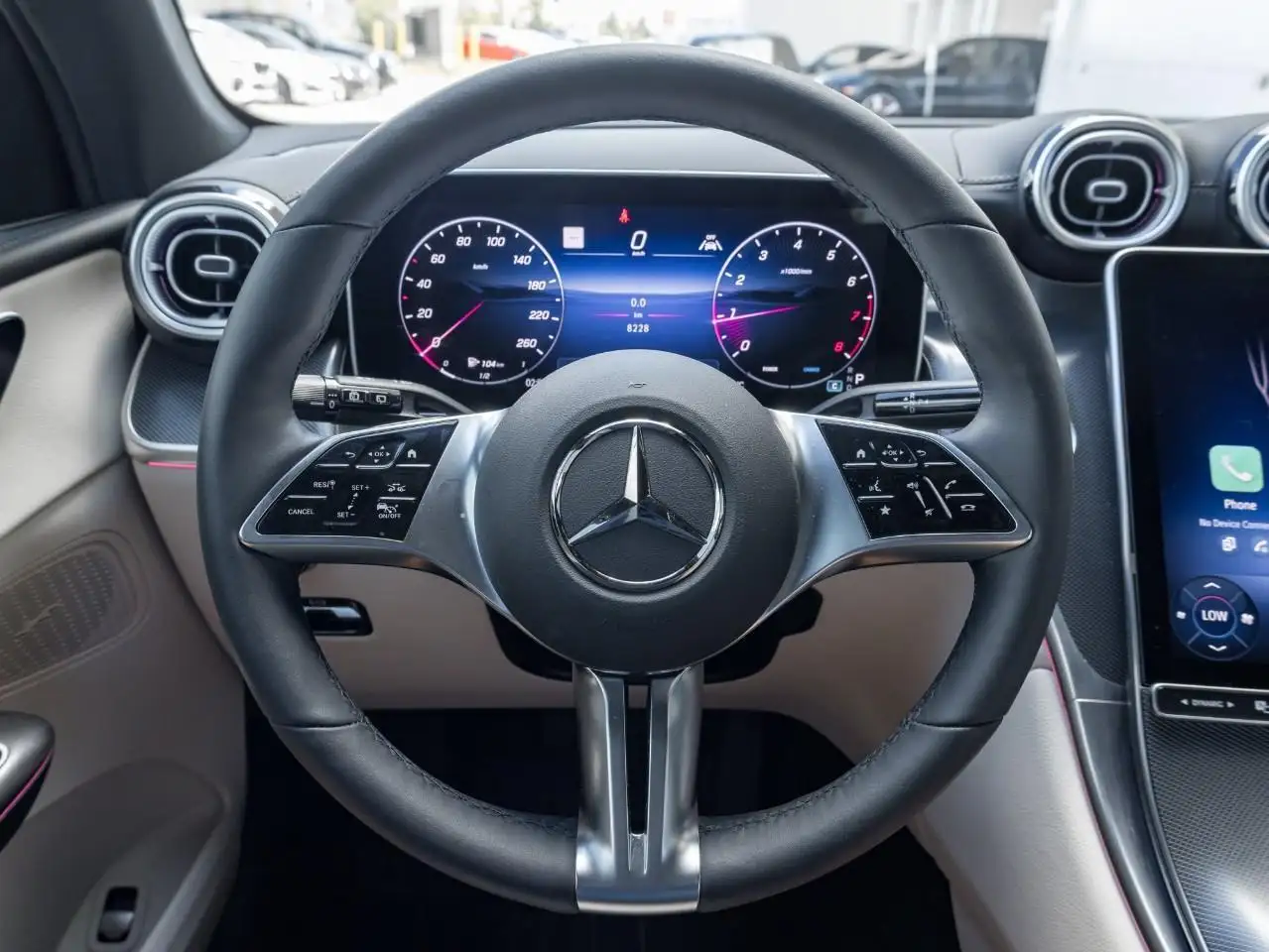 Mercedes-Benz GLC снимка Mercedes-Benz GLC