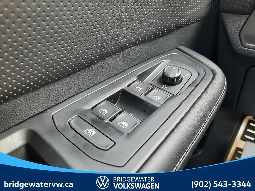 Volkswagen Atlas photo Volkswagen Atlas