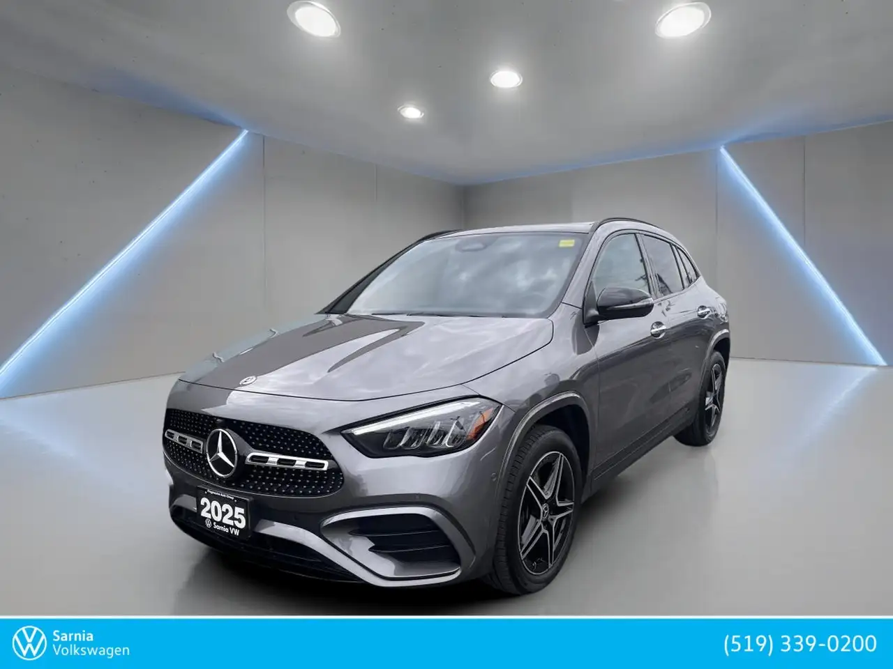 Mercedes-Benz GLA снимка Mercedes-Benz GLA