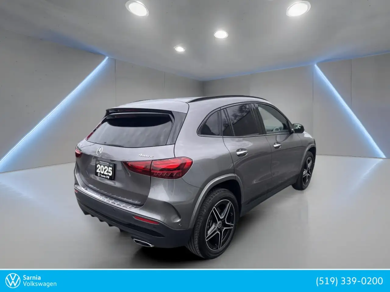 Mercedes-Benz GLA снимка Mercedes-Benz GLA