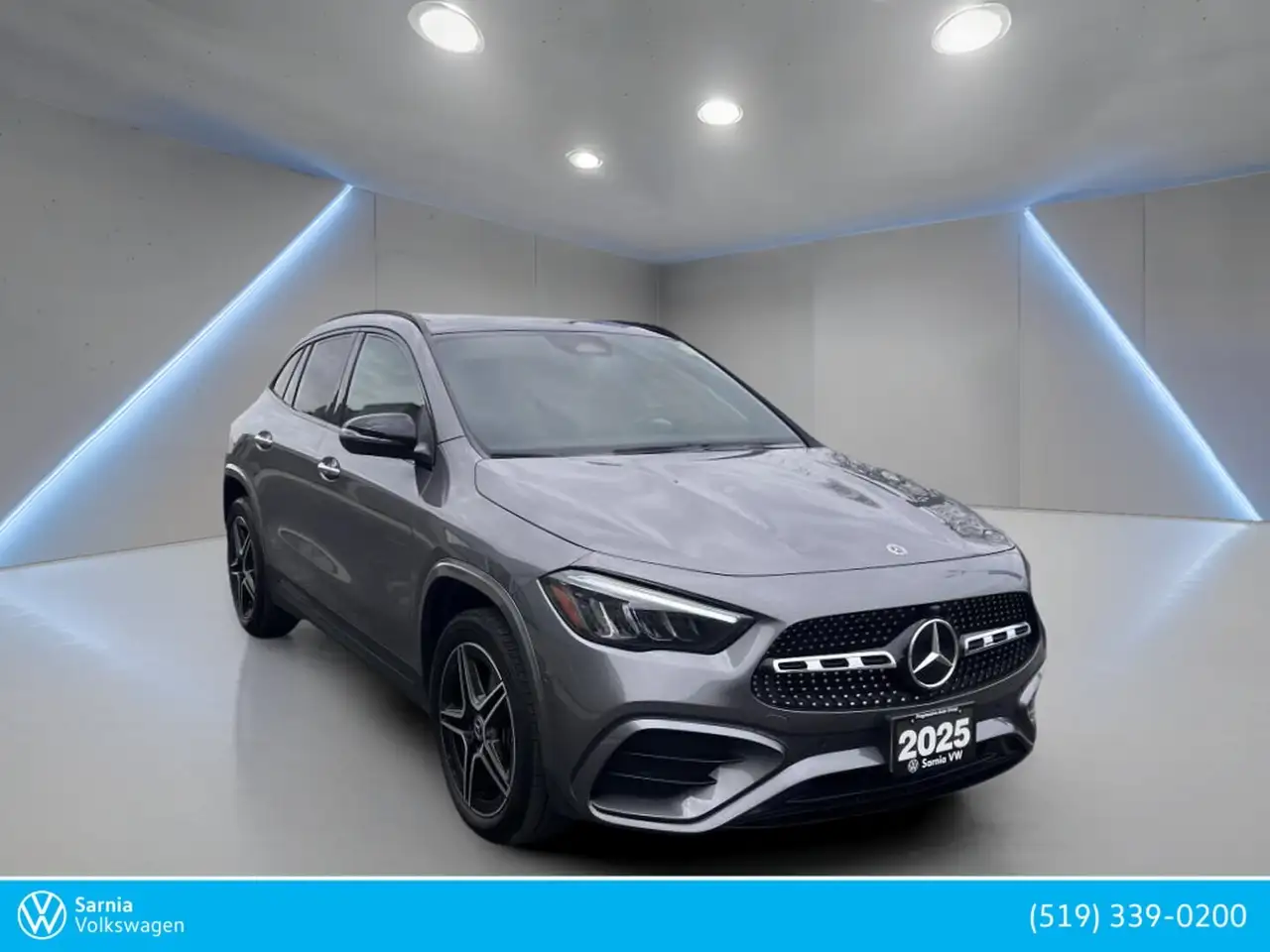 Mercedes-Benz GLA снимка Mercedes-Benz GLA