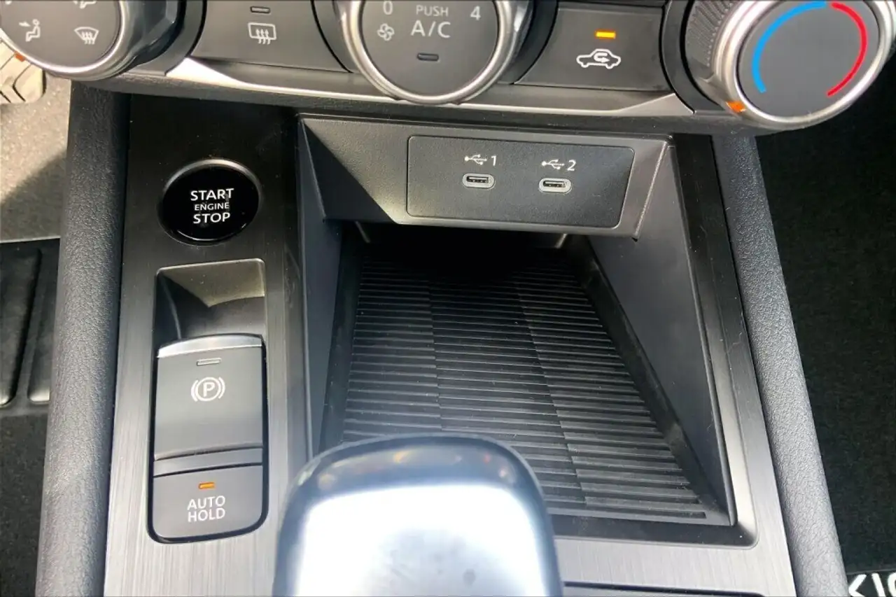 Nissan Kicks photo Nissan Kicks