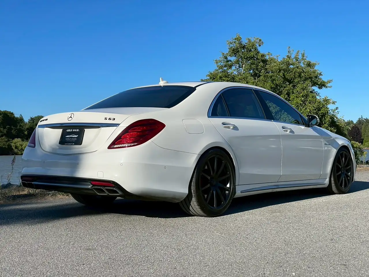 Mercedes-Benz S-Class photo Mercedes-Benz S-Class