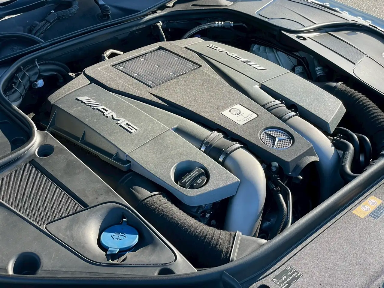 Mercedes-Benz S-Class photo Mercedes-Benz S-Class