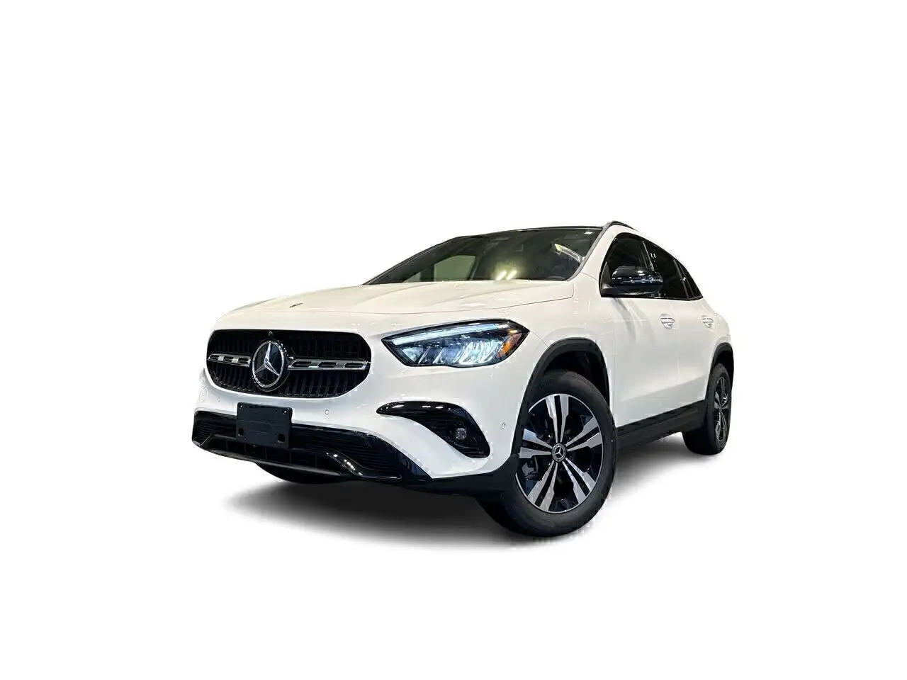 Mercedes-Benz GLA снимка Mercedes-Benz GLA
