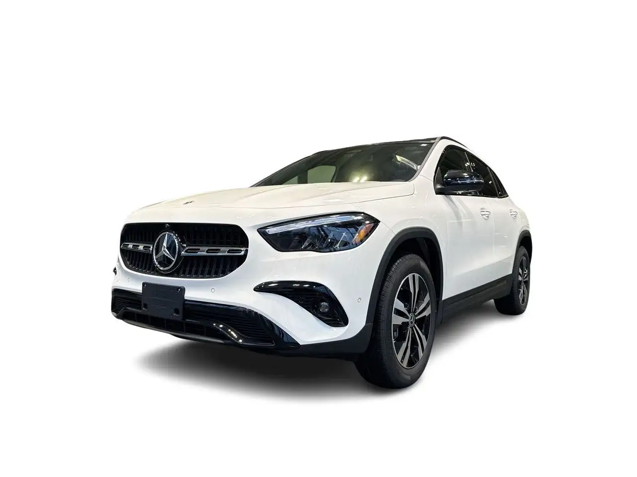 Mercedes-Benz GLA снимка Mercedes-Benz GLA