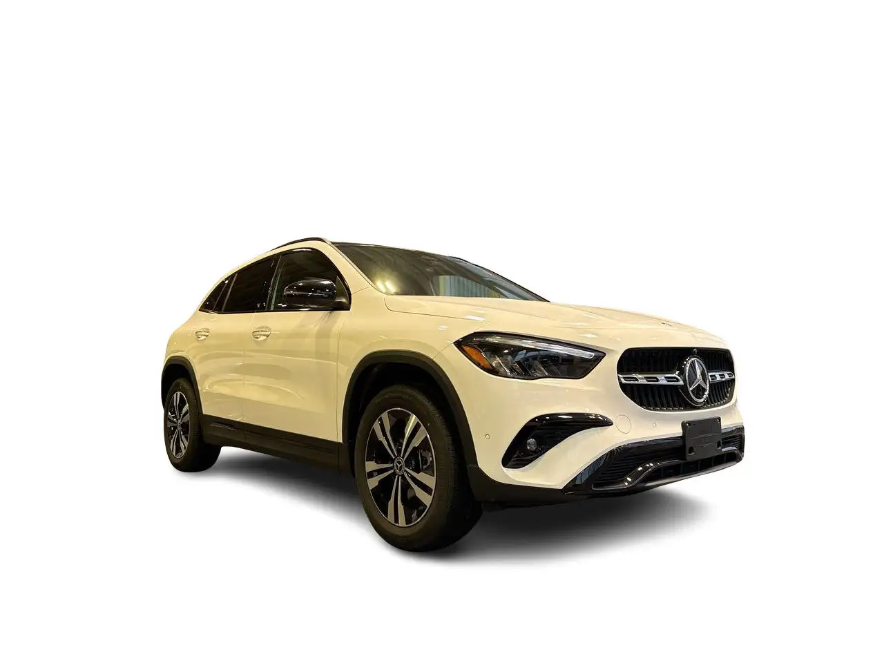 Mercedes-Benz GLA снимка Mercedes-Benz GLA