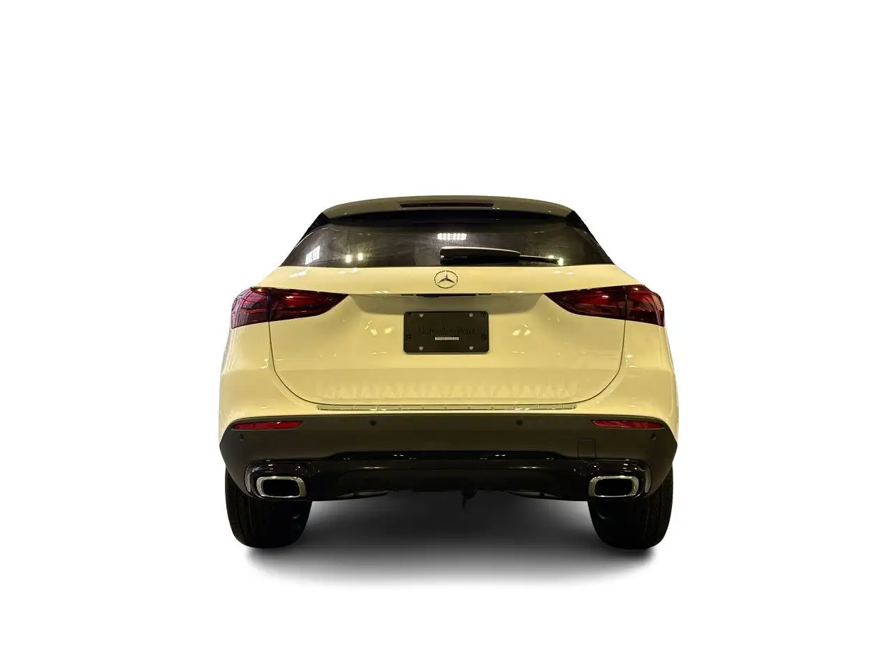 Mercedes-Benz GLA снимка Mercedes-Benz GLA