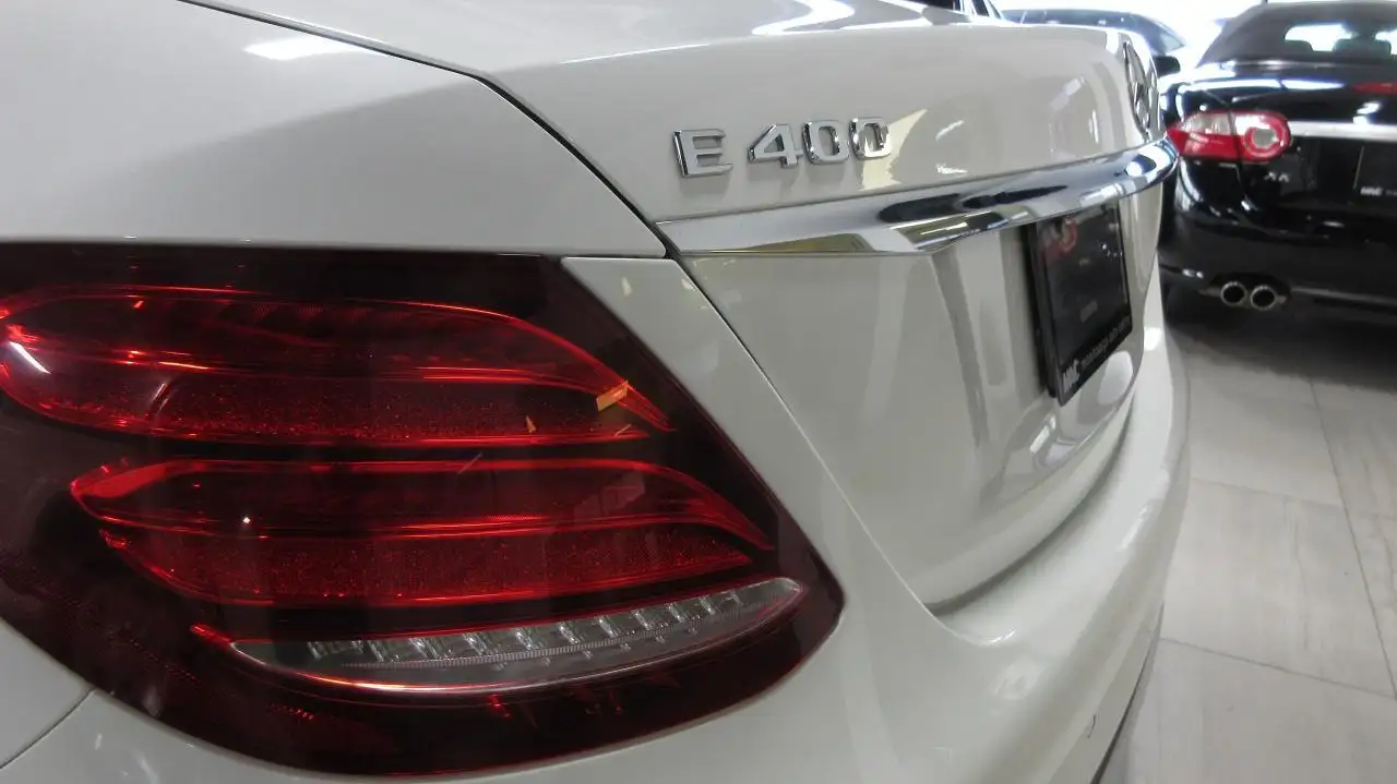 Mercedes-Benz E-Class photo Mercedes-Benz E-Class