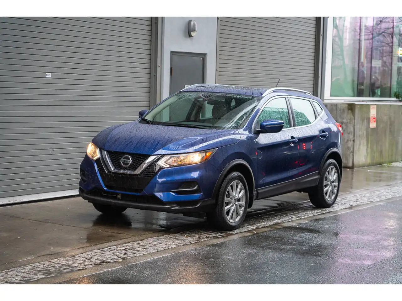 Nissan Qashqai снимка Nissan Qashqai
