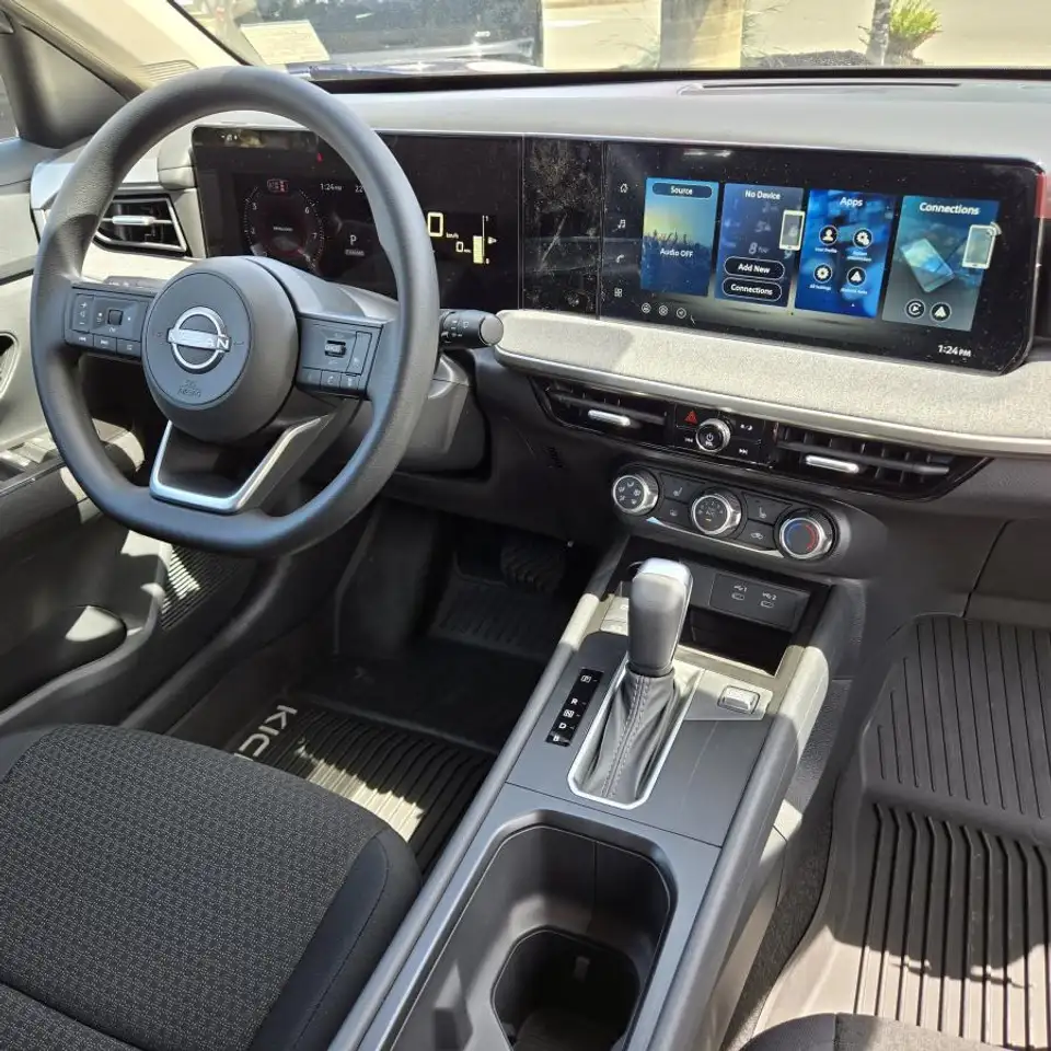 Nissan Kicks photo Nissan Kicks