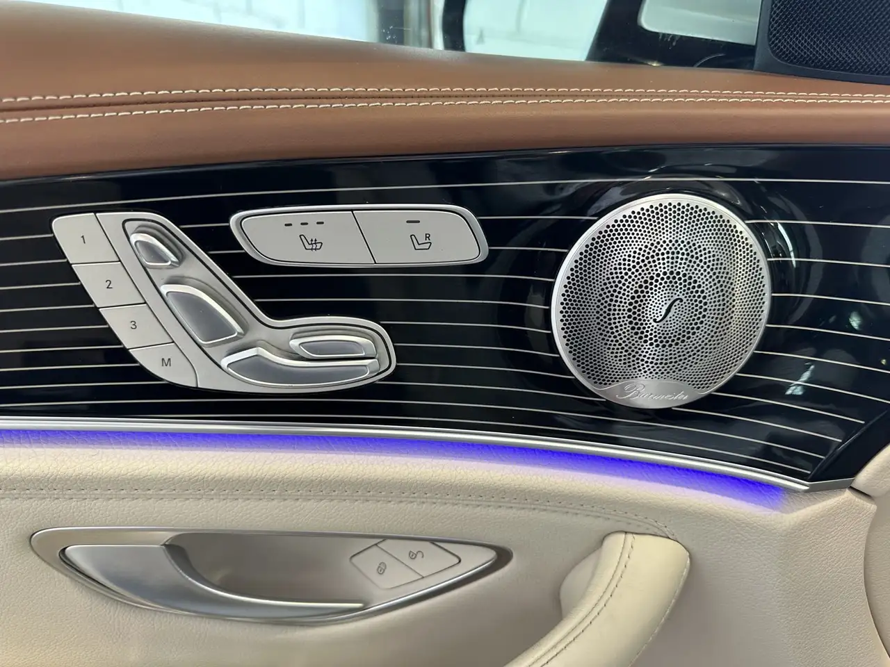 Mercedes-Benz E-Class fotografie Mercedes-Benz E-Class