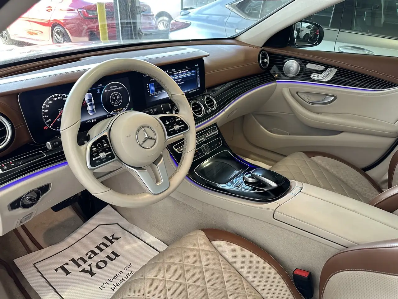 Mercedes-Benz E-Class fotografie Mercedes-Benz E-Class