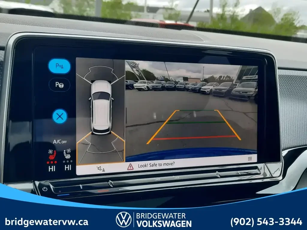 Volkswagen Atlas photo Volkswagen Atlas