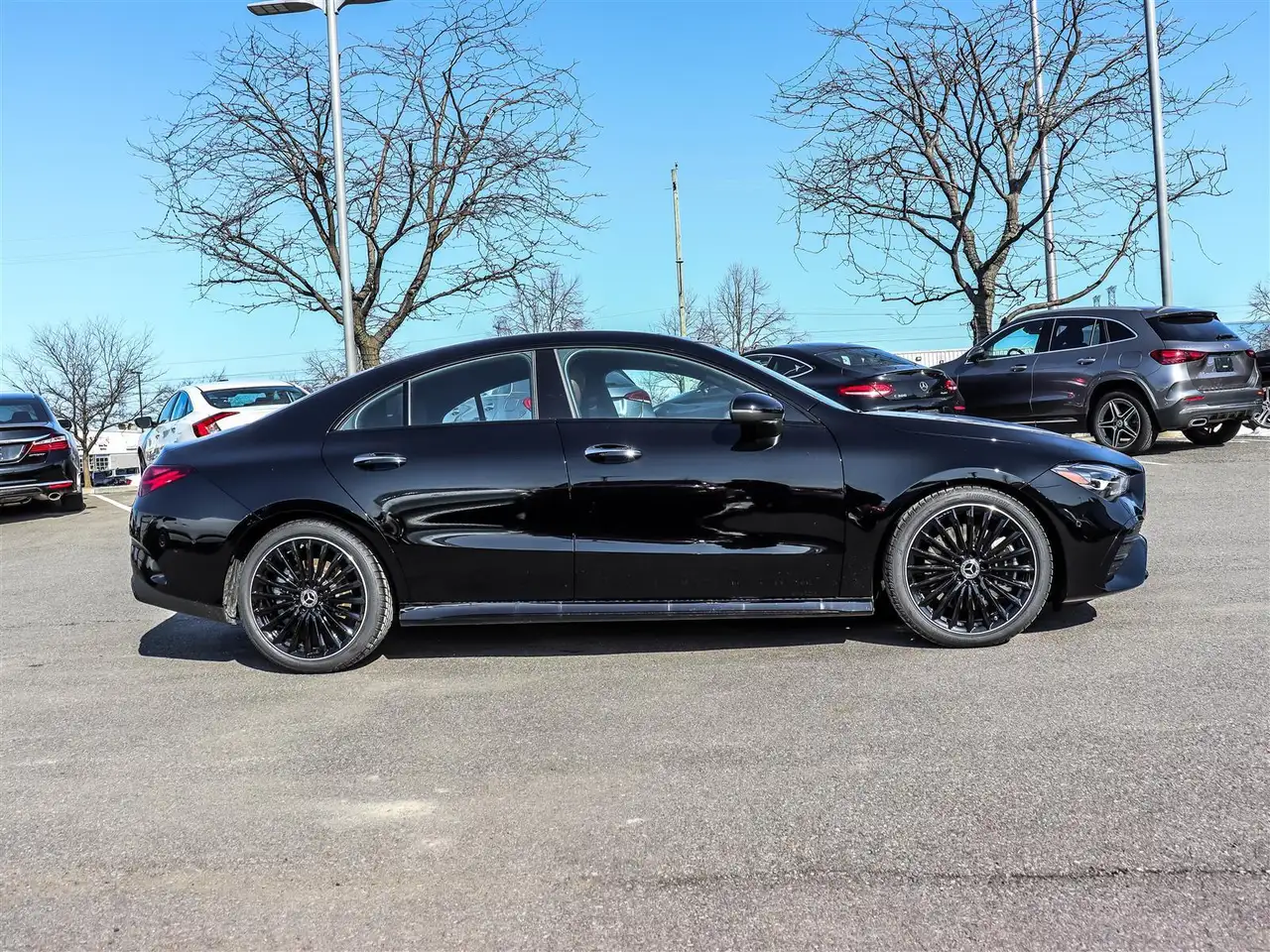 Mercedes-Benz CLA снимка Mercedes-Benz CLA