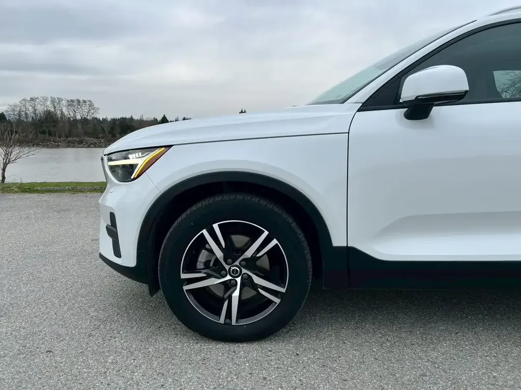 Volvo XC40 снимка Volvo XC40