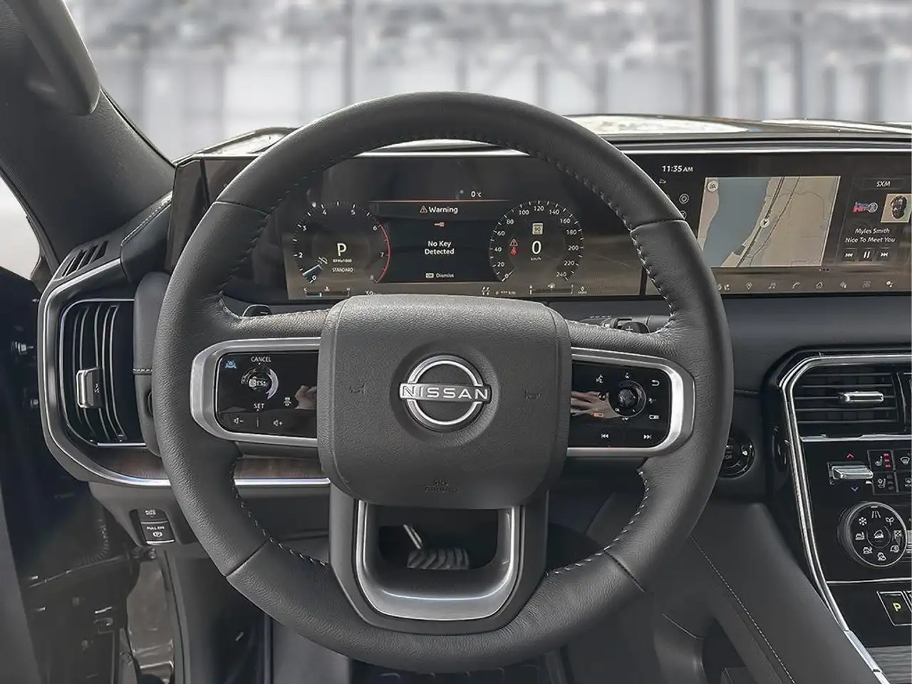Nissan Armada снимка Nissan Armada