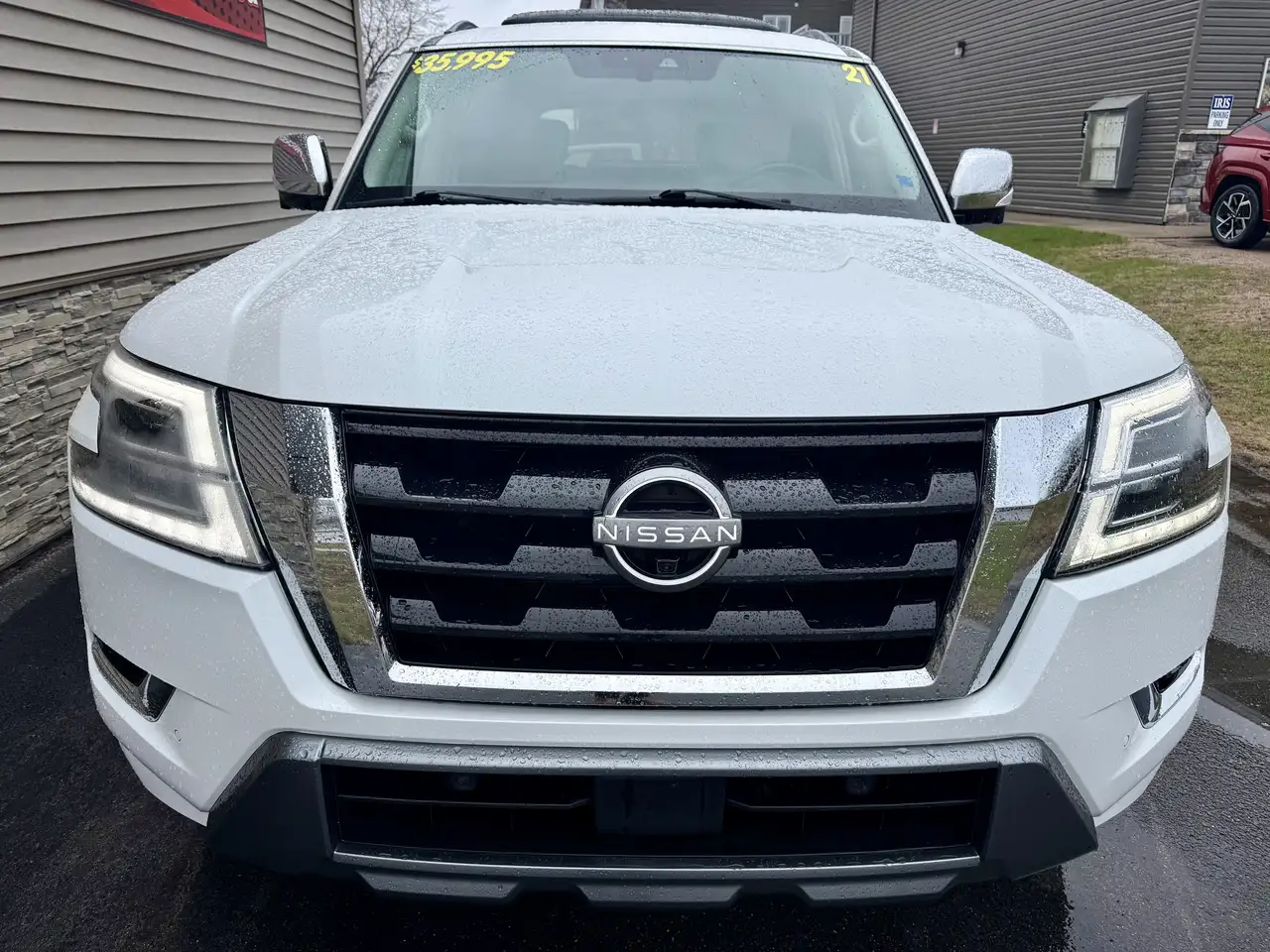 Nissan Armada снимка Nissan Armada
