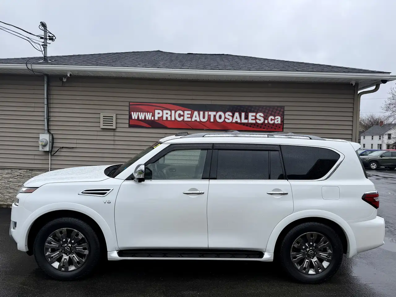 Nissan Armada снимка Nissan Armada