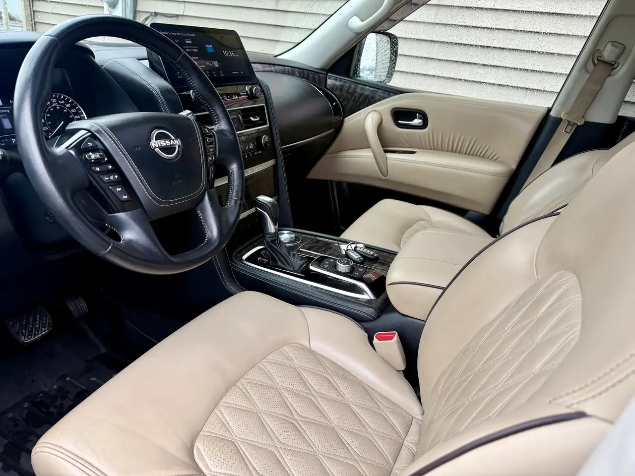 Nissan Armada снимка Nissan Armada