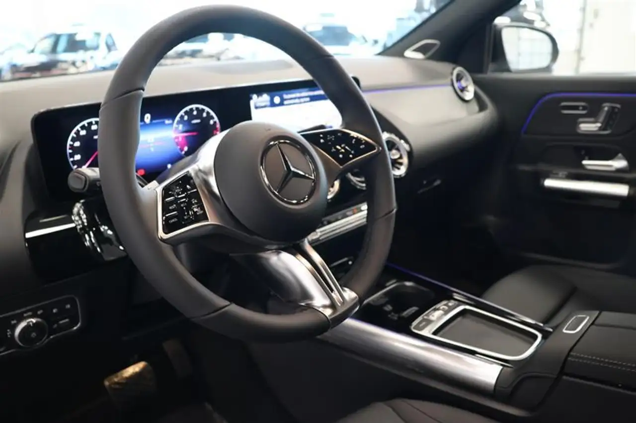Mercedes-Benz GLA fotografie Mercedes-Benz GLA
