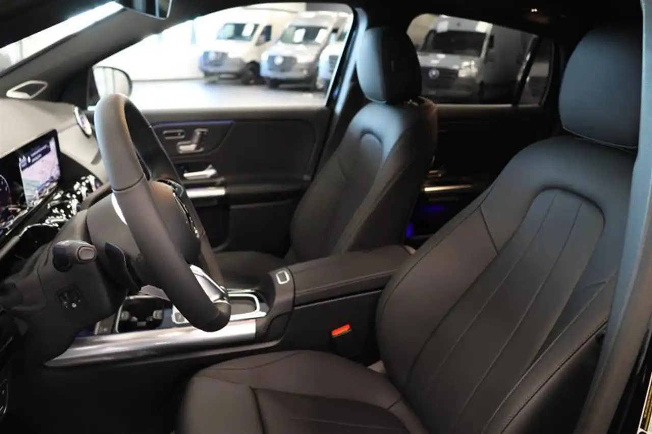 Mercedes-Benz GLA fotografie Mercedes-Benz GLA