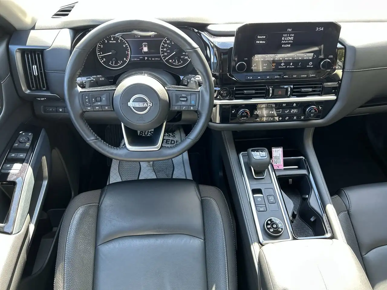 Nissan Pathfinder fotografie Nissan Pathfinder