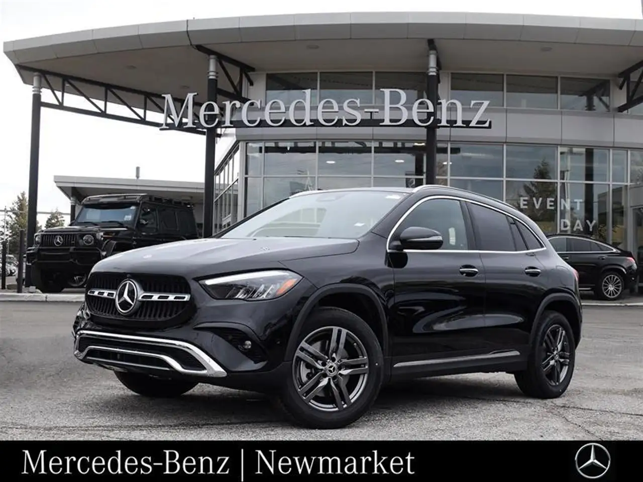 Mercedes-Benz GLA снимка Mercedes-Benz GLA
