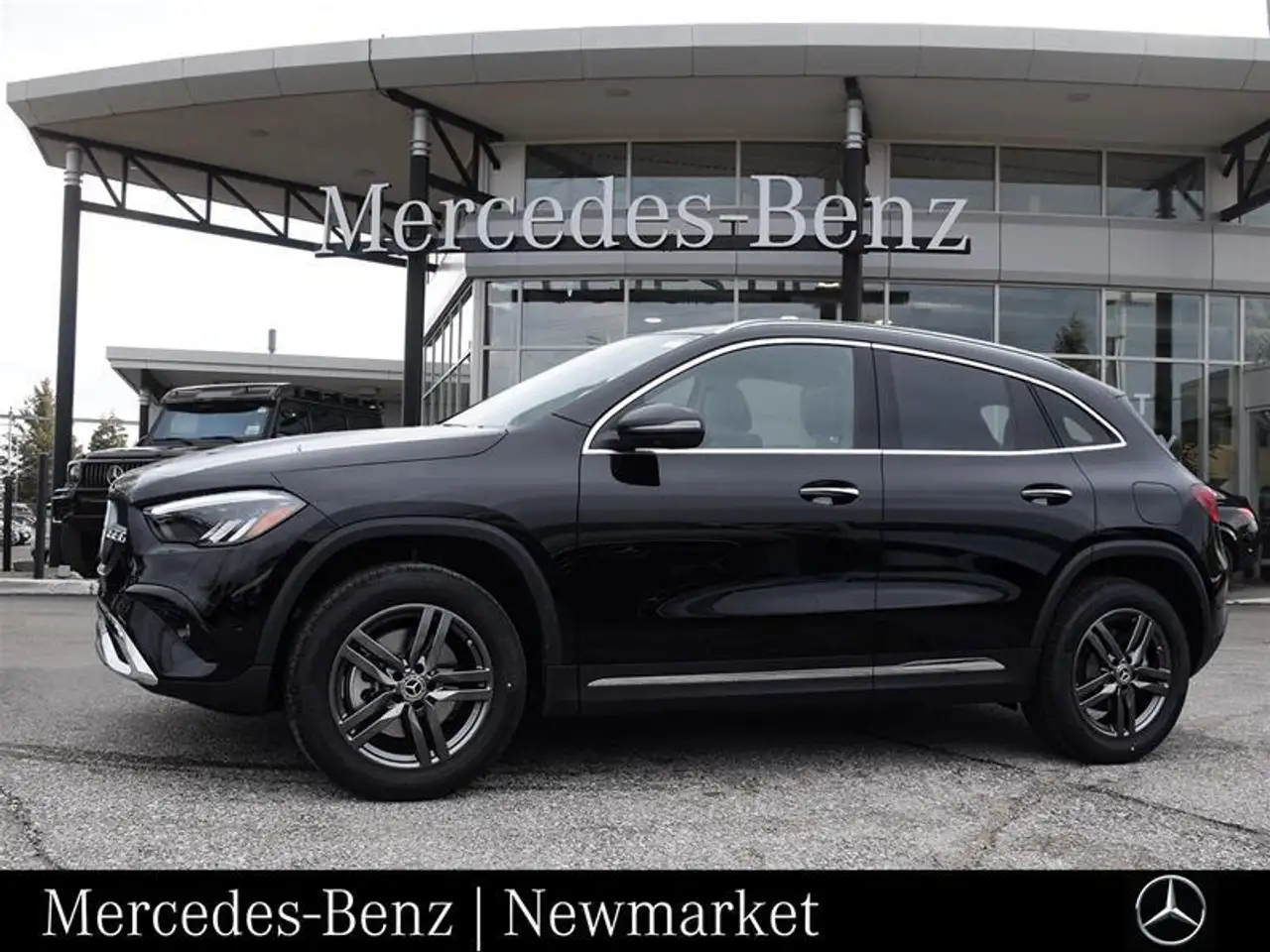 Mercedes-Benz GLA снимка Mercedes-Benz GLA