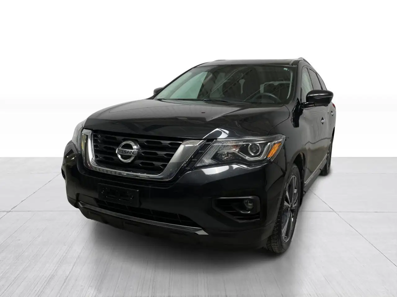 Nissan Pathfinder снимка Nissan Pathfinder