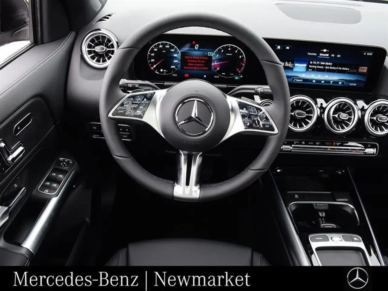 Mercedes-Benz GLA снимка Mercedes-Benz GLA