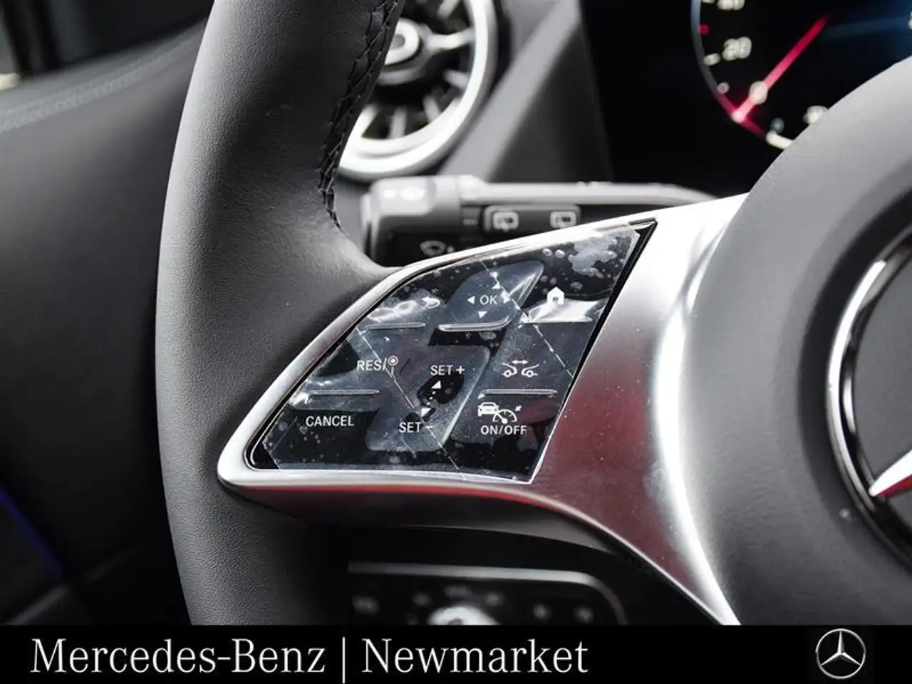 Mercedes-Benz GLA снимка Mercedes-Benz GLA