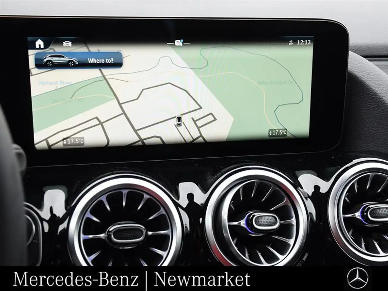 Mercedes-Benz GLA снимка Mercedes-Benz GLA