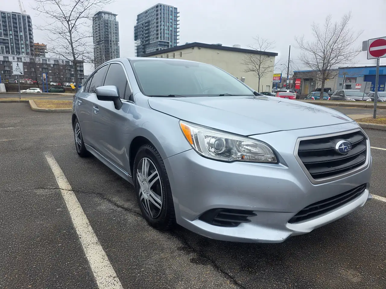 Subaru Legacy снимка Subaru Legacy