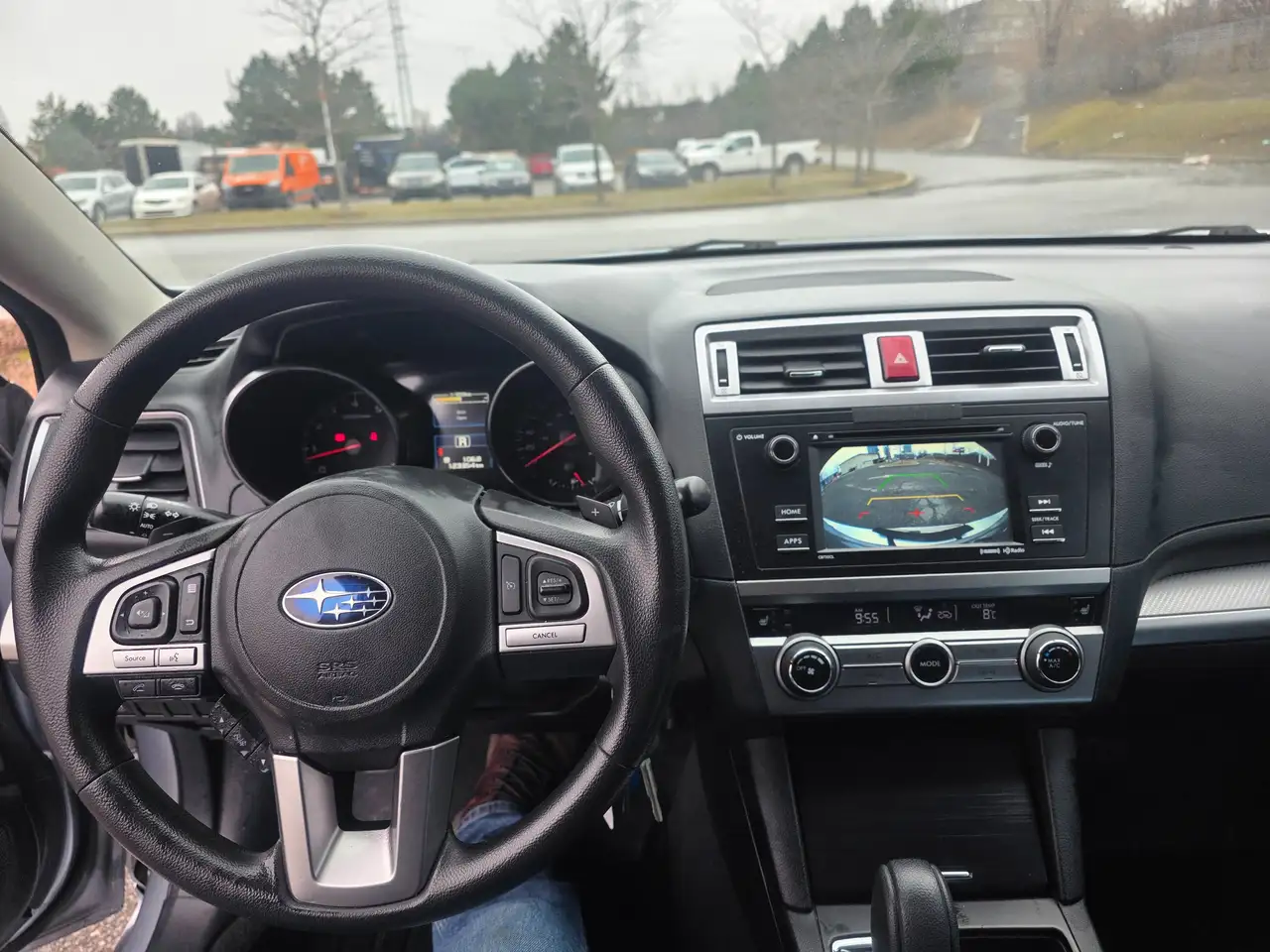 Subaru Legacy снимка Subaru Legacy