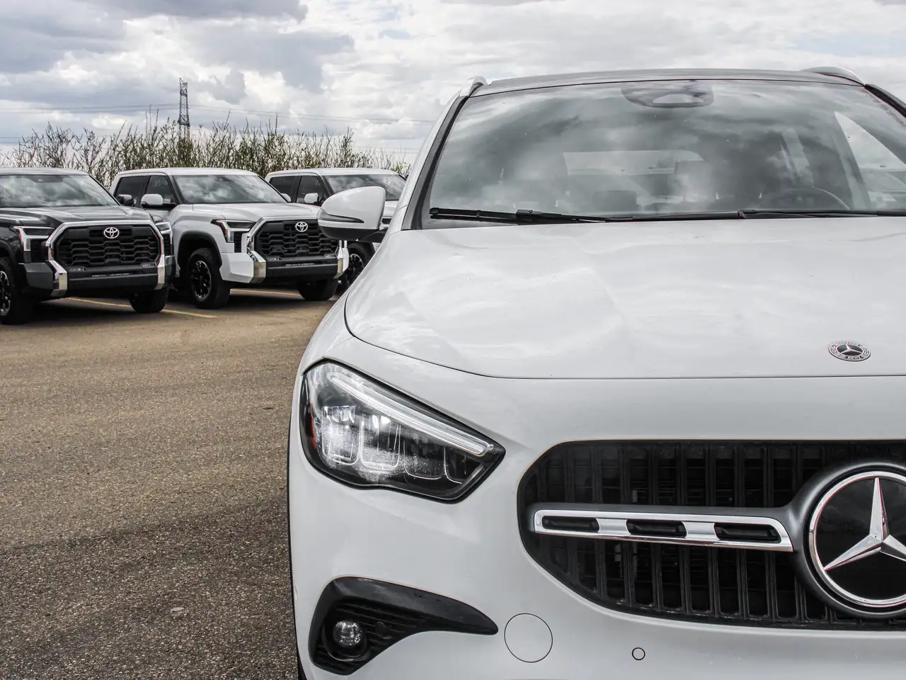 Mercedes-Benz GLA снимка Mercedes-Benz GLA